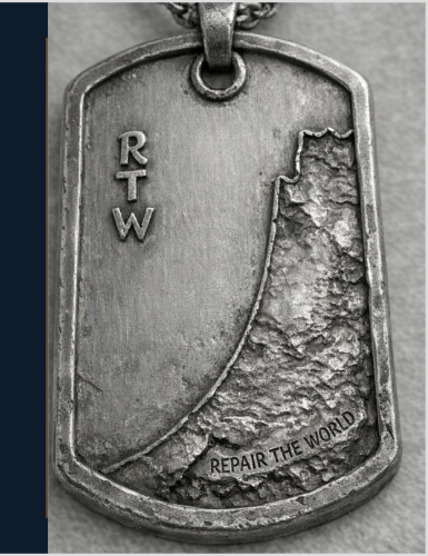 RTW Pendant — The Classic